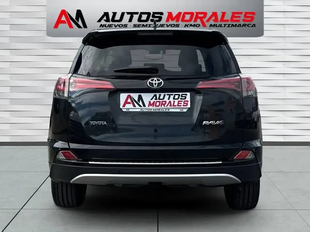Usado Toyota RAV4 Advance 143 CV (105 kW) 2016 Gris SUV