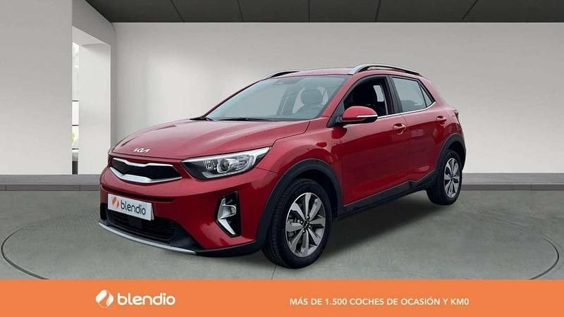 Rojo Usado 2023 Kia Stonic SUV | 15.334 € (Precio justo) - Imagen 1/4