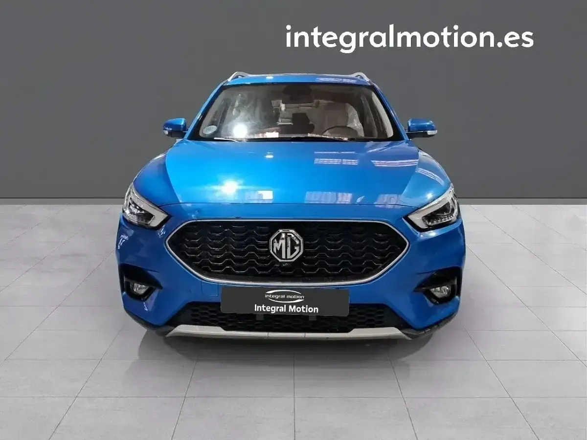 Usado MG ZS Luxury 111 HP (81 kW) 2022 Azul Sedan