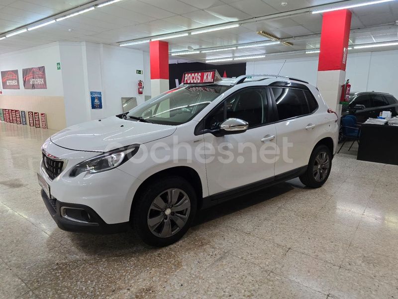 Usado Peugeot 2008 Style 82 CV (60 kW) 2018 Blanco SUV