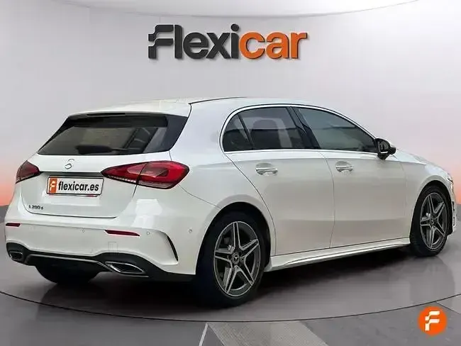 Usado Mercedes A200 150 CV (110 kW) 2023 Blanco Berlina