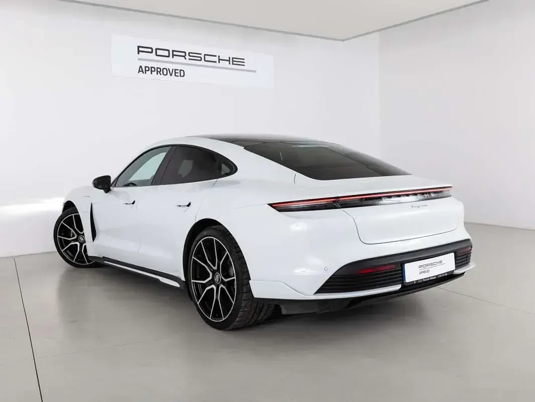 Usado Porsche Taycan 300 kW (408 CV) 2023 Blanco Familiar