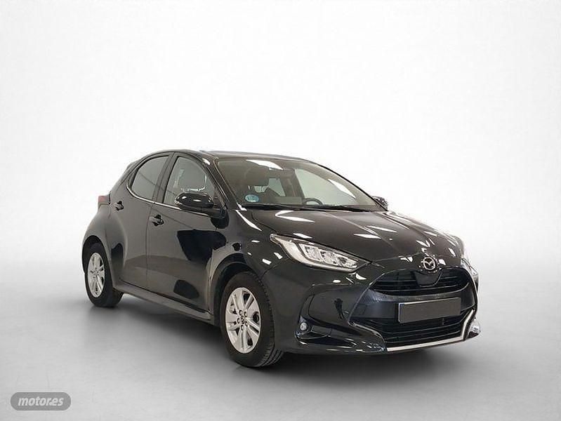 Usado Mazda 2 Comfort 116 CV (85 kW) 2022 Negro Berlina