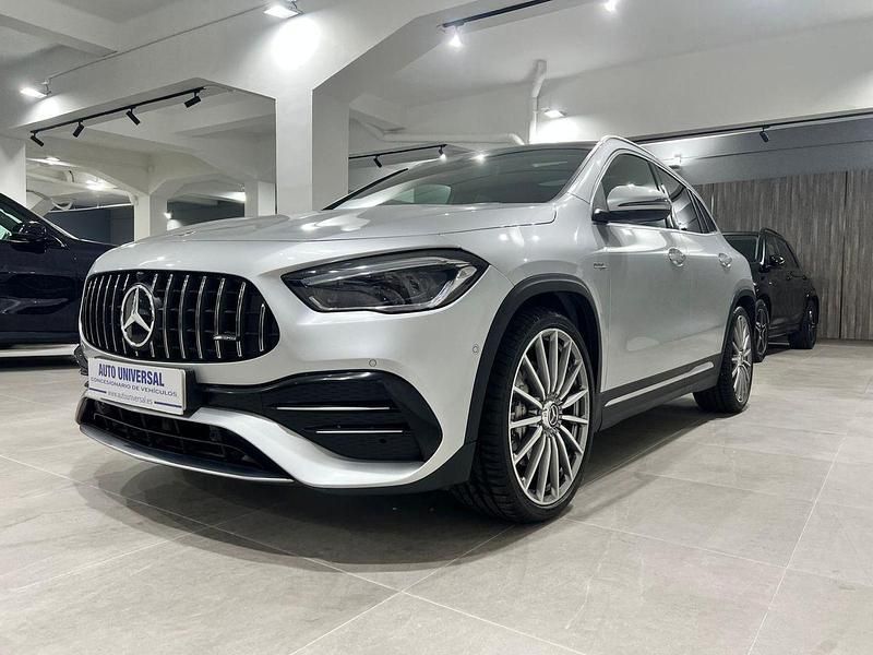 Gris / plata Usado 2021 Mercedes GLA35 AMG AMG SUV | 49.990 € (Precio justo) - Imagen 1/4