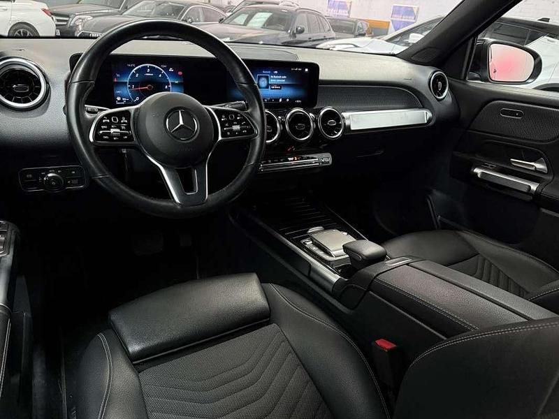 Käytetty Mercedes GLB200 150 HP (110 kW) 2023 Musta Katumaasturi