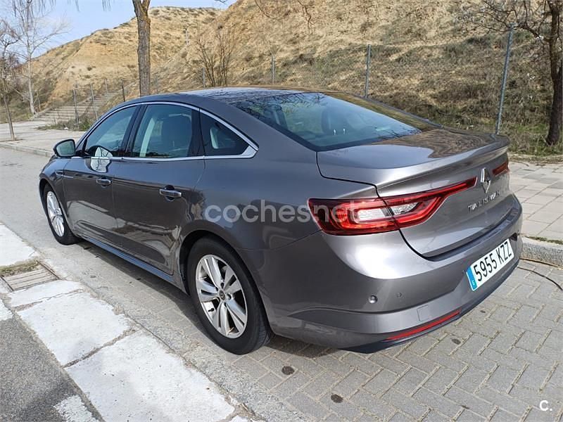 Usado Renault Talisman Business 150 CV (110 kW) 2019 Gris / plata Berlina
