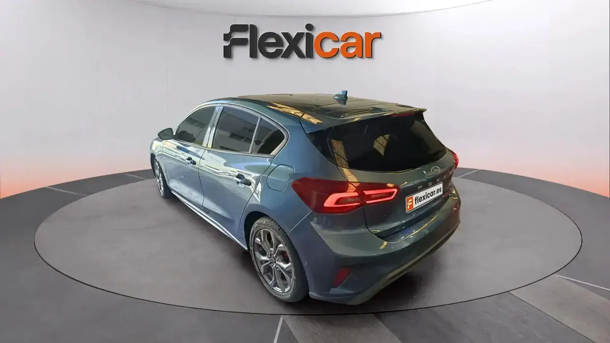 Usado Ford Focus ST-Line 125 CV (91 kW) 2022 Azul Berlina