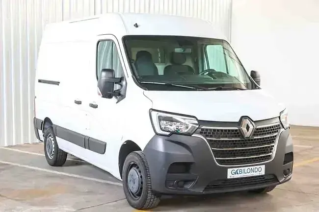 Usado Renault Master 136 CV (100 kW) 2021 Blanco Berlina