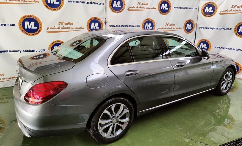 Usado Mercedes C220 170 CV (125 kW) 2017 Gris Berlina
