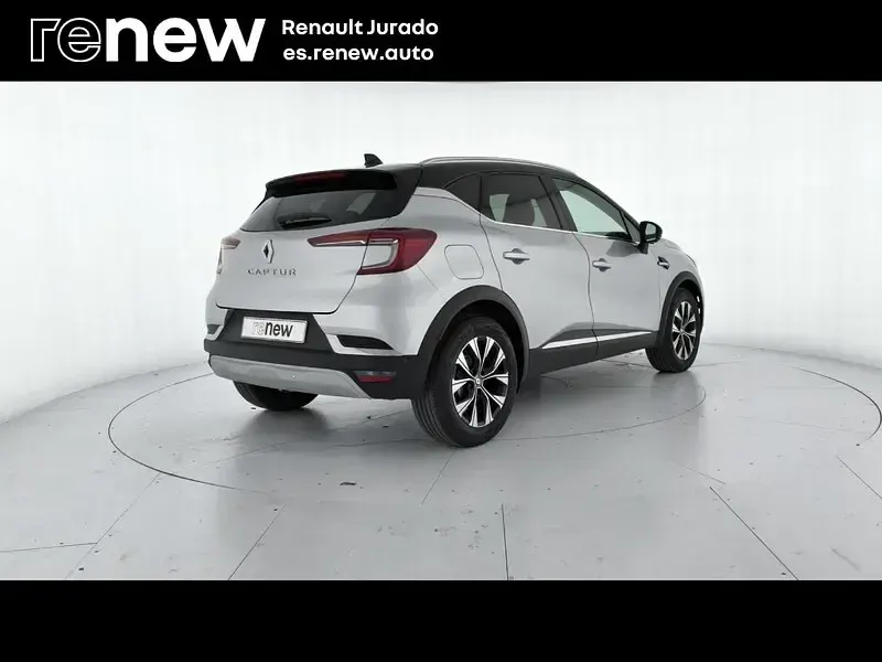Begagnad Renault Captur Techno 91 HK (66 kW) 2024 Grå SUV