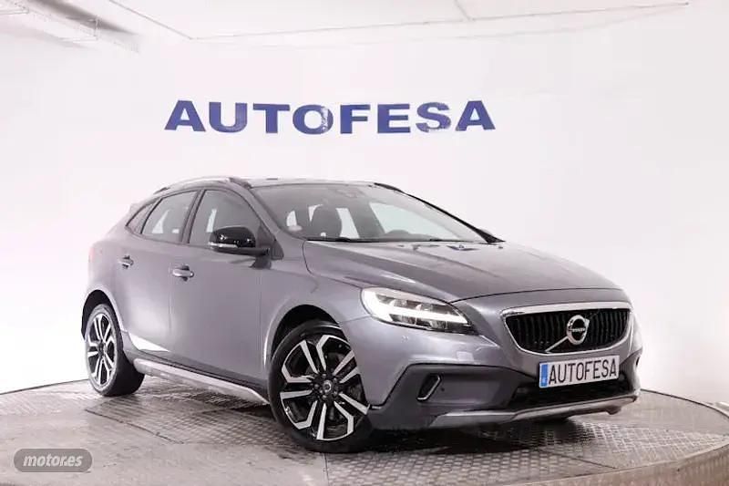 Usado Volvo V40 CC 152 CV (111 kW) 2019 Gris Familiar