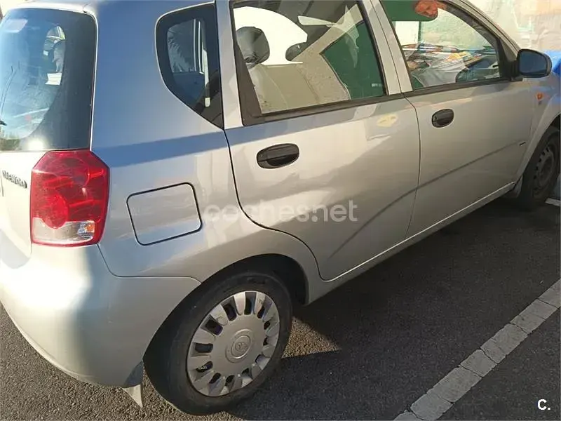 Usado Chevrolet Kalos SE 72 CV (52 kW) 2004 Blanco Berlina