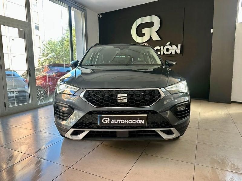 Usado Seat Ateca Style 150 CV (110 kW) 2021 Gris / plata SUV