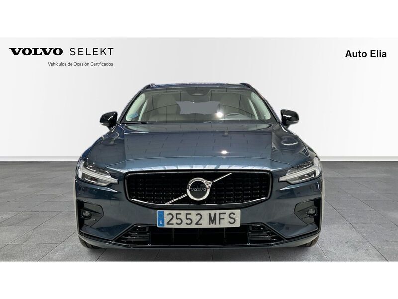 Usado Volvo V60 Plus 197 CV (144 kW) 2023 Azul Familiar