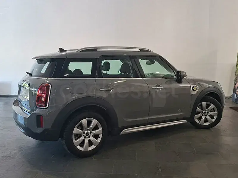 Usado Mini Cooper Countryman 220 CV (161 kW) 2022 Gris / plata SUV