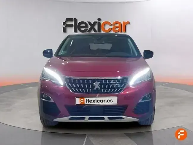 Usado Peugeot 3008 Allure 130 CV (95 kW) 2019 Rojo SUV