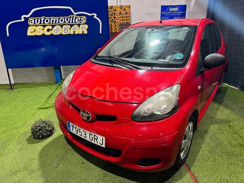 Rojo Usado 2009 Toyota Aygo Utilitario | 3990 € (Buen precio) - Imagen 1/4