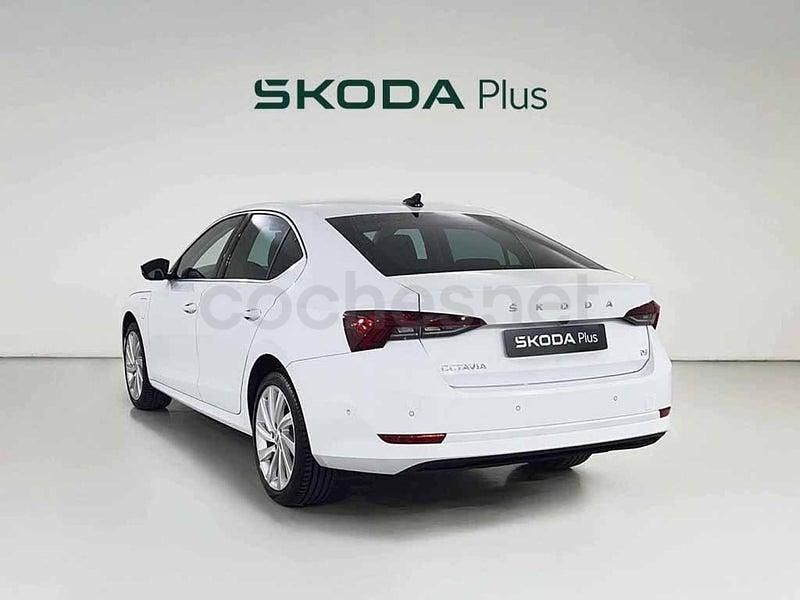 Brugt Skoda Octavia Selection 204 HK (150 kW) 2024 Hvid Sedan