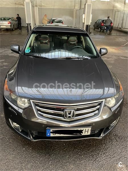 Gris / plata Usado 2010 Honda Accord Luxury Berlina | 12.800 € (Buen precio) - Imagen 1/4