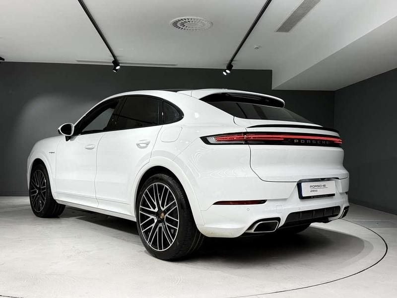 Usado Porsche Cayenne 470 CV (345 kW) 2024 Blanco SUV