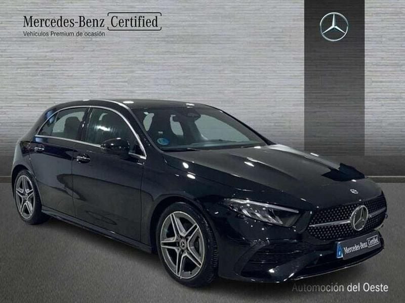 Usado Mercedes A180 137 CV (100 kW) 2025 Negro Utilitario