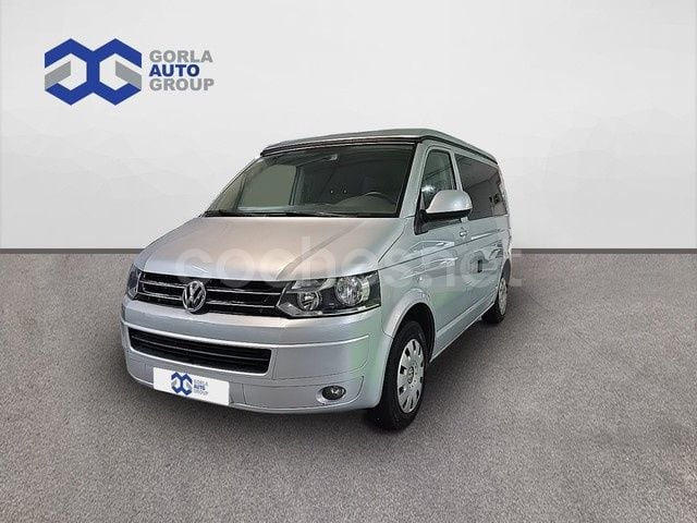 Gris / plata Usado 2015 VW Caravelle Comfortline Monovolumen | 31.400 € - Imagen 1/4