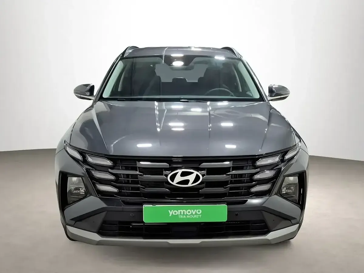 Usado Hyundai Tucson 215 CV (158 kW) 2025 Gris SUV
