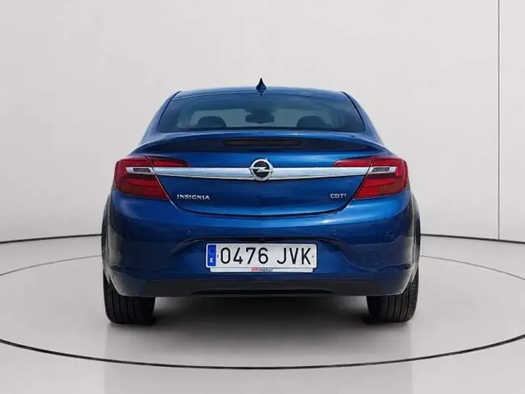 Usado Opel Insignia Excellence 136 CV (100 kW) 2016 Azul Berlina