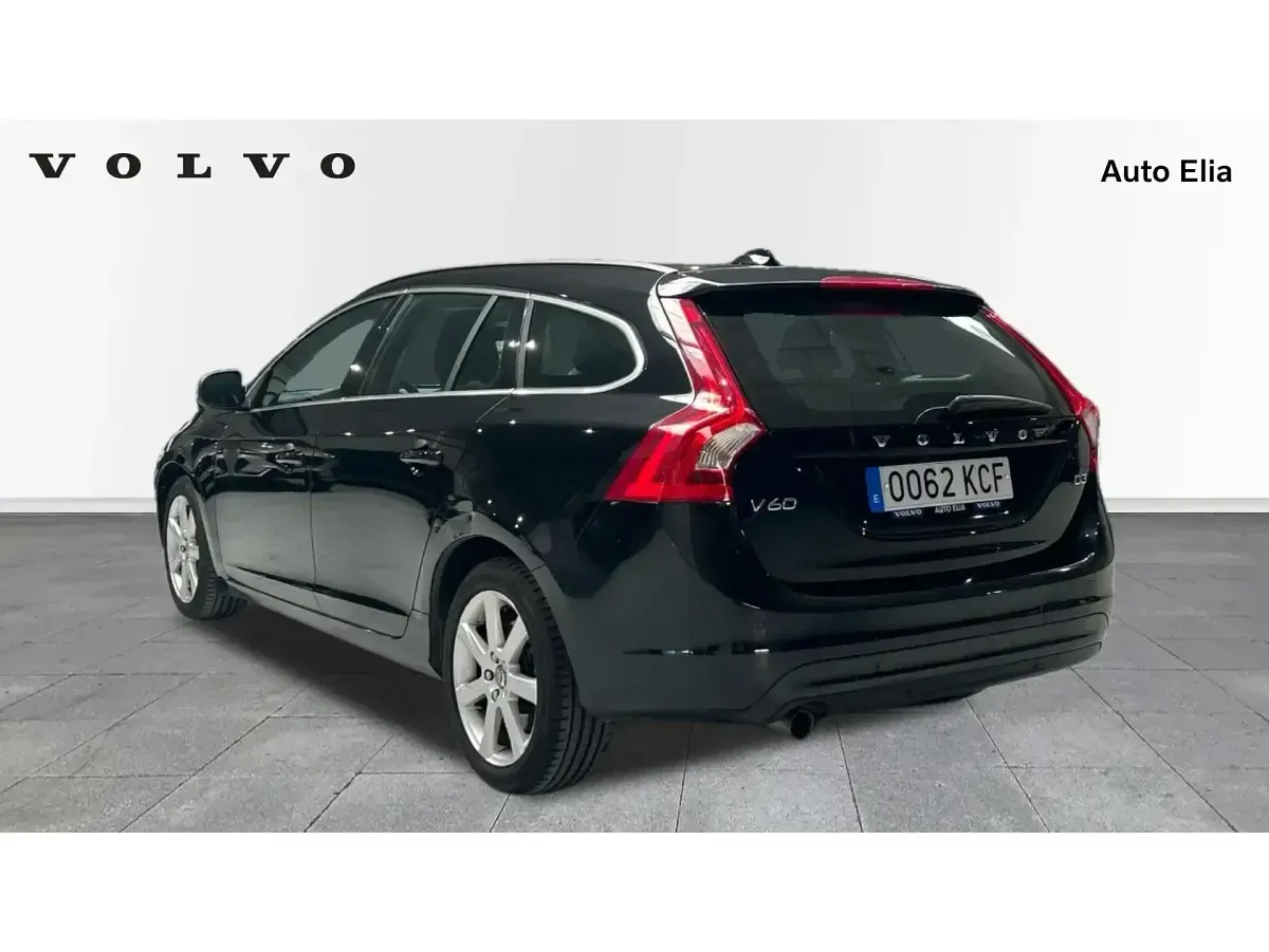 Brugt Volvo V60 Momentum 150 HK (110 kW) 2017 Sort Stationcar