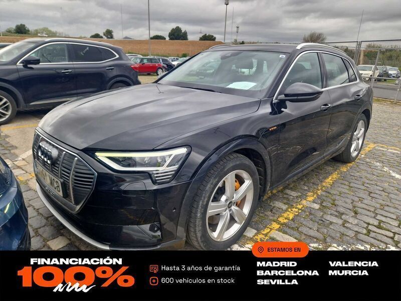 Negro Usado 2023 Audi e-tron Advanced Plus SUV | 33.850 € - Imagen 1/4