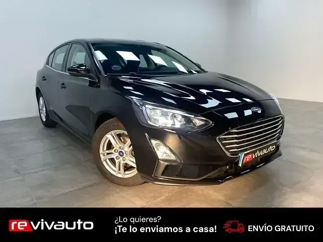 Usado Ford Focus Active 120 CV (88 kW) 2021 Negro Berlina