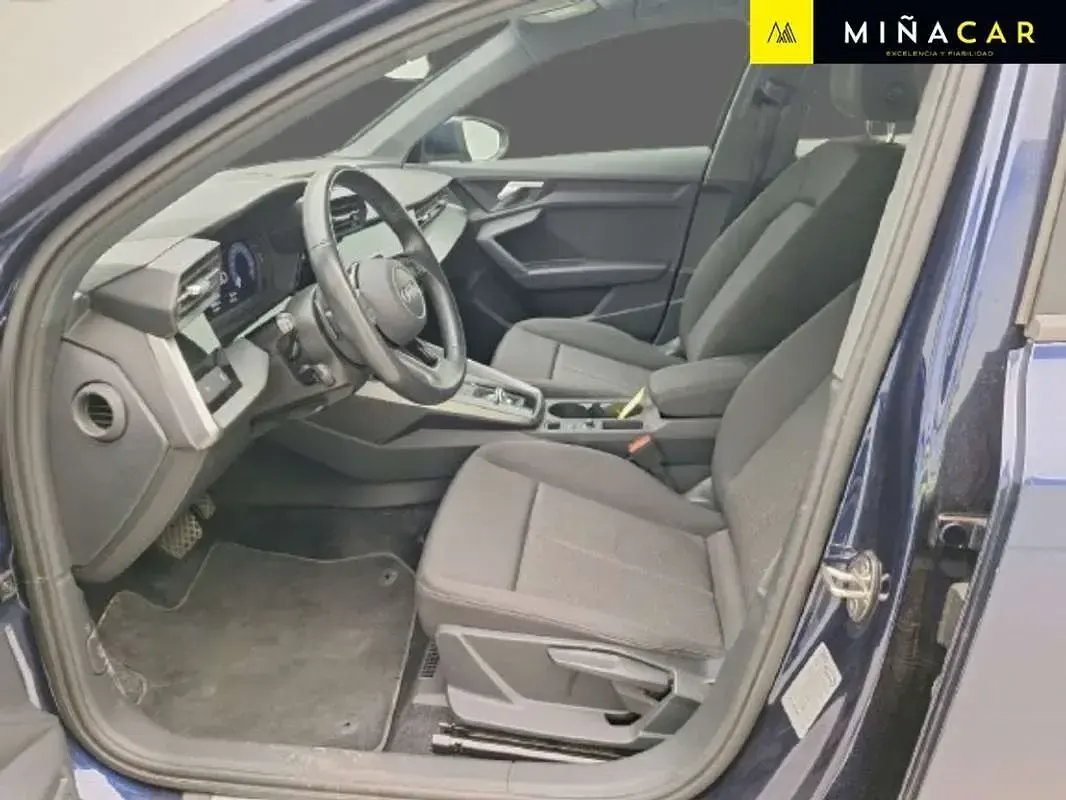 Usado Audi A3 Sportback S-Line 110 CV (80 kW) 2022 Azul Utilitario