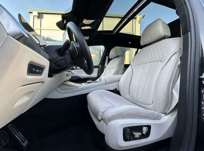 Negro Usado 2023 BMW X7 SUV | 136.900 € - Imagen 1/4