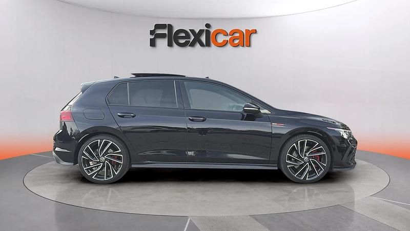 Usado VW Golf VIII GTI 245 CV (180 kW) 2021 Negro Utilitario