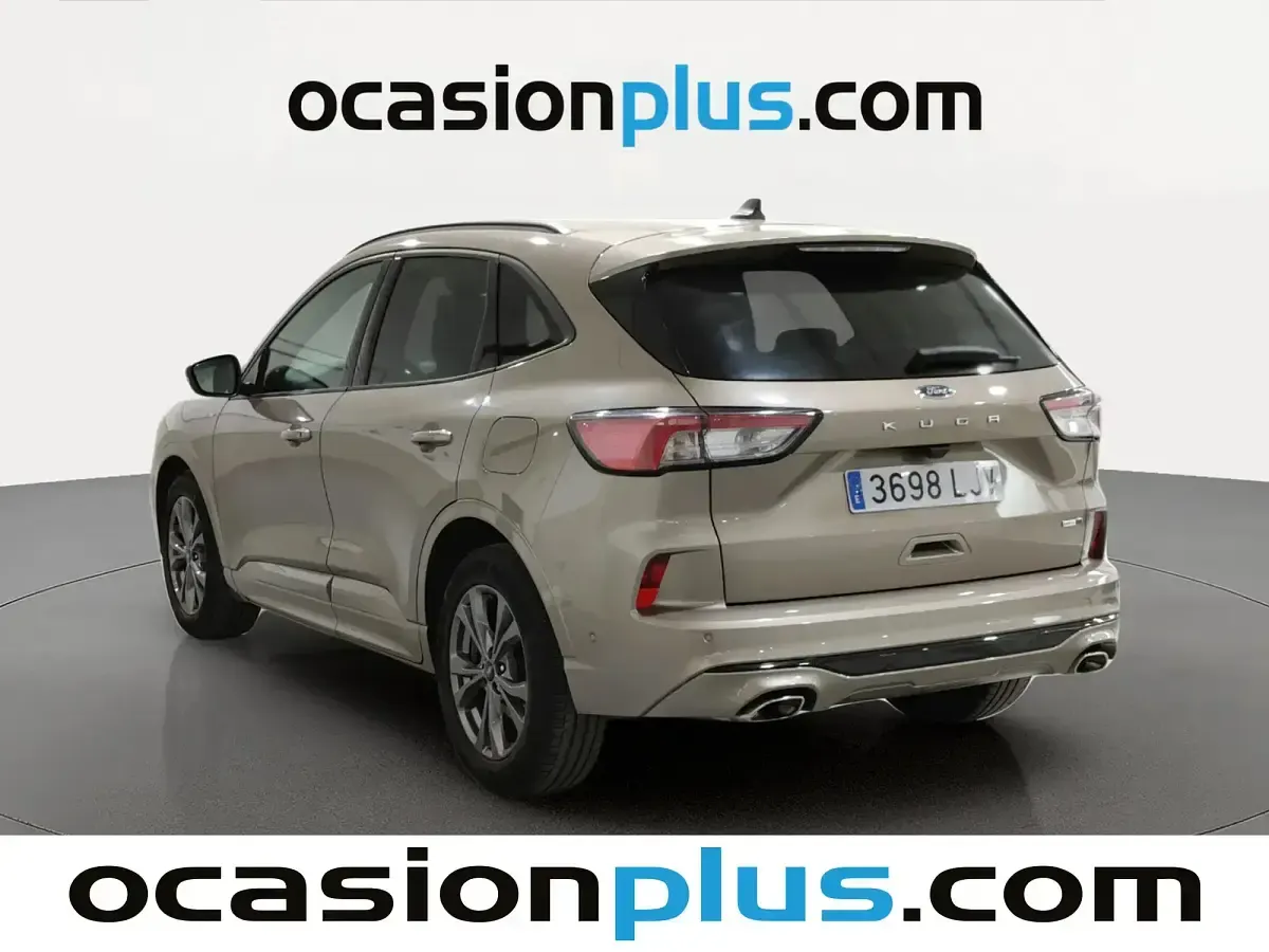 Usado Ford Kuga ST-Line 150 CV (110 kW) 2020 Beige SUV