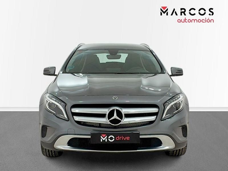 Usado Mercedes GLA200 Urban 136 CV (100 kW) 2016 Gris SUV
