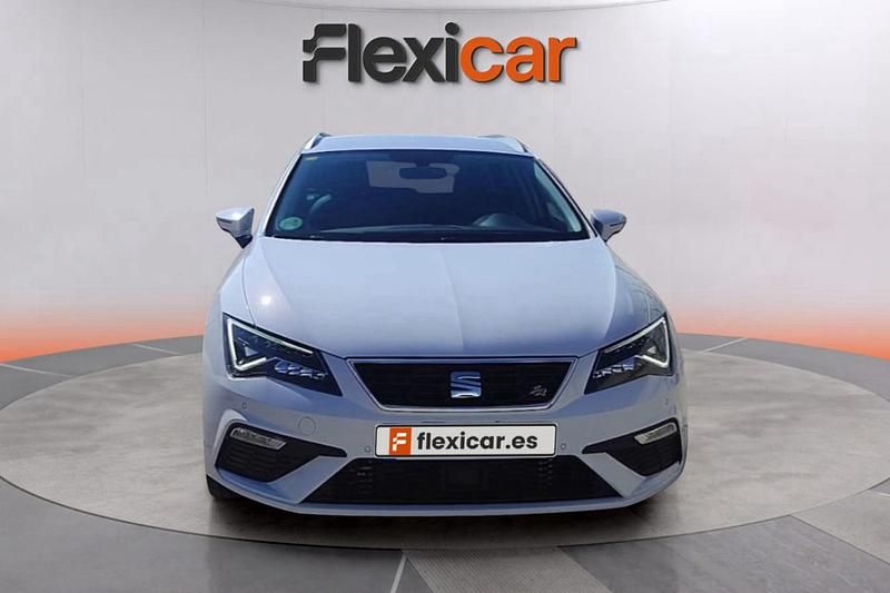 Usado Seat Leon ST FR 180 CV (132 kW) 2018 Blanco Familiar