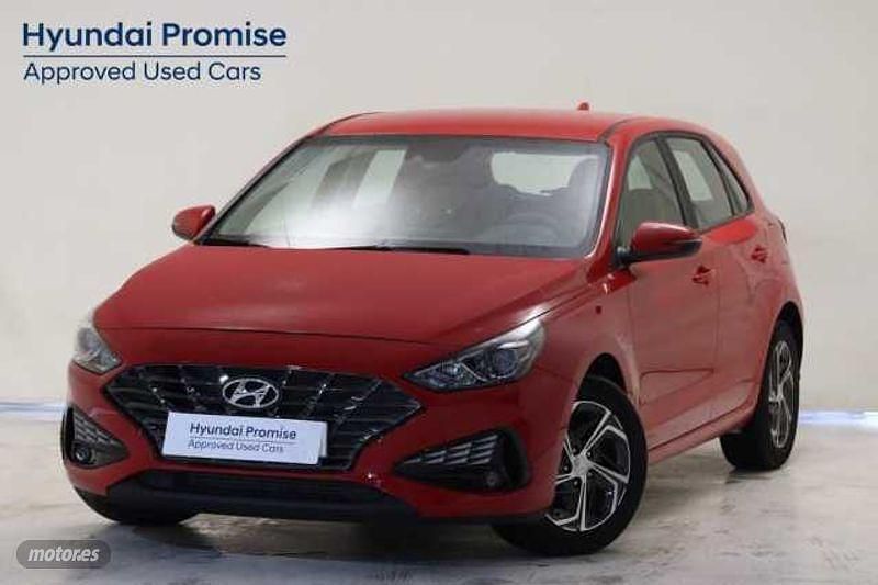 Engine red Usado 2024 Hyundai i30 Berlina | 19.900 € (Precio justo) - Imagen 1/4