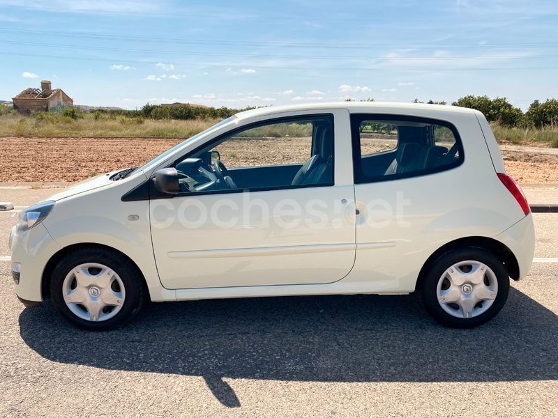 Usado Renault Twingo 75 CV (55 kW) 2012 Beige Utilitario