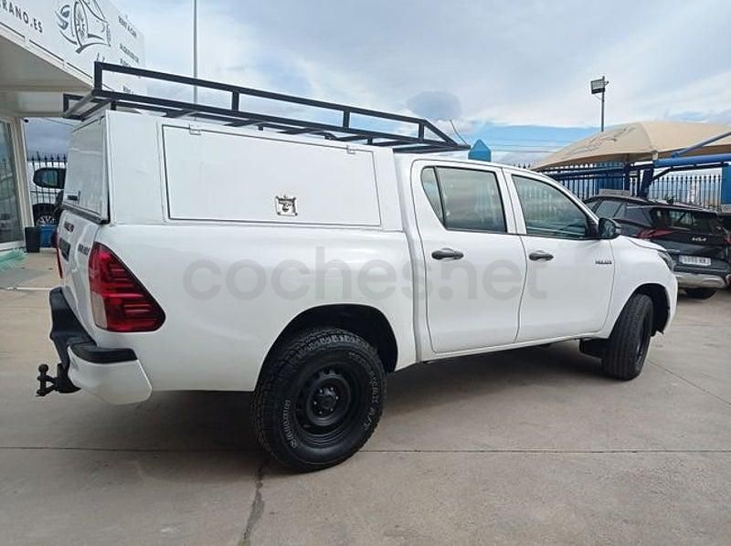 Usado Toyota HiLux 150 CV (110 kW) 2021 Blanco Pickup/Camioneta