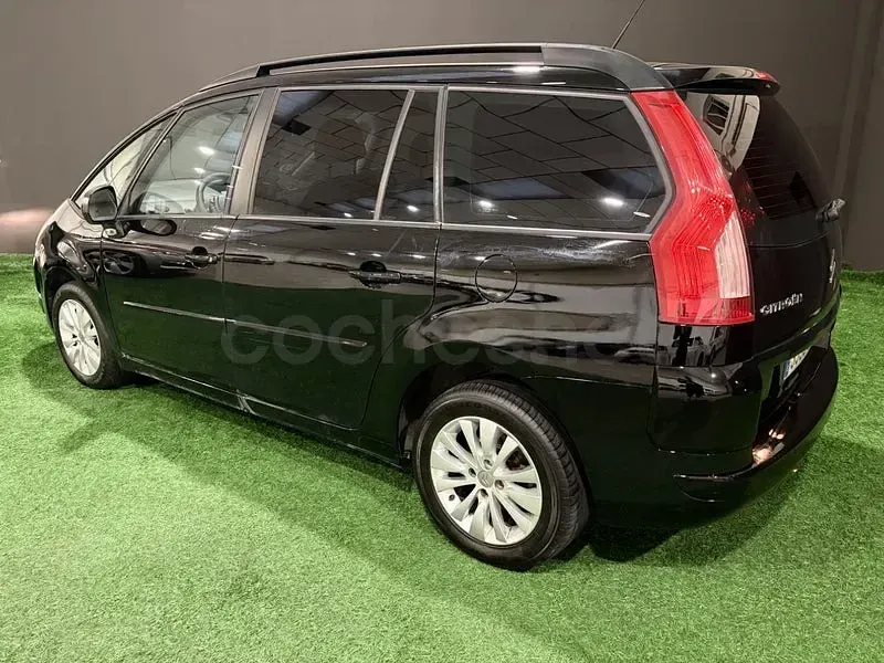 Usado Citroën Grand C4 Picasso Business Class 120 CV (88 kW) 2009 Negro Monovolumen