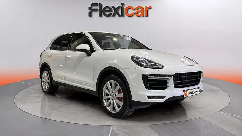 Usado Porsche Cayenne Turbo 520 CV (382 kW) 2015 SUV