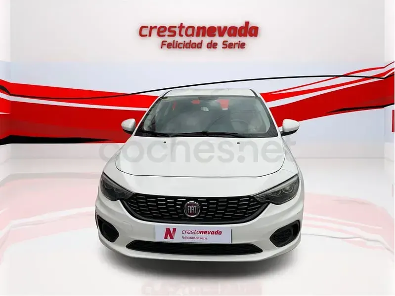 Usado Fiat Tipo Easy 95 HP (69 kW) 2017 Branco Sedan