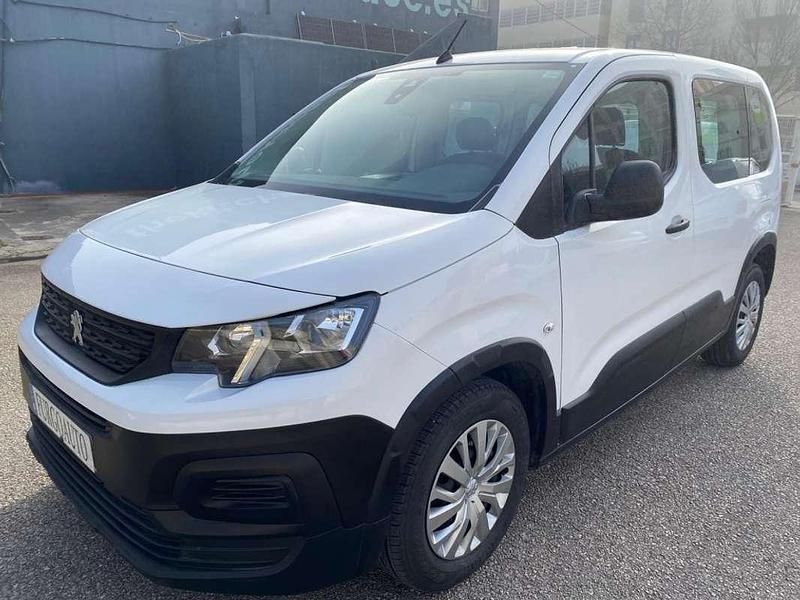Usado Peugeot Rifter Active 102 CV (75 kW) 2020 Blanco Monovolumen