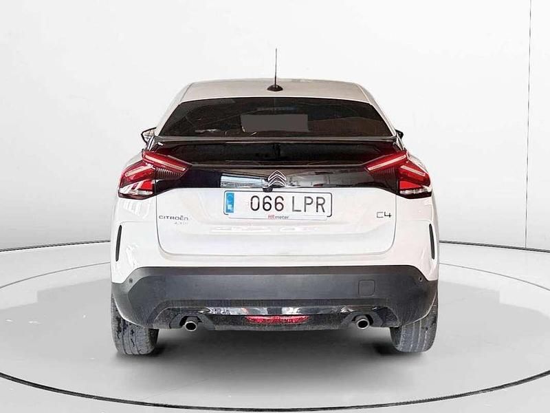 Usado Citroën C4 Feel 132 CV (97 kW) 2021 Blanco Berlina