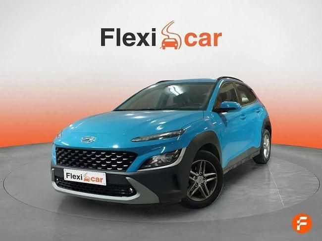 Usado Hyundai Kona 120 CV (88 kW) 2022 Gris / plata SUV