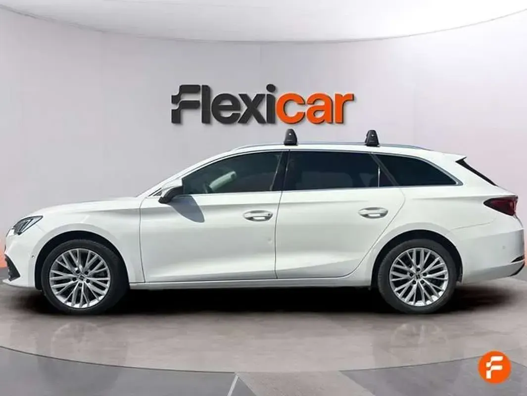 Usado Seat Leon XCELLENCE 150 CV (110 kW) 2021 Blanco Utilitario