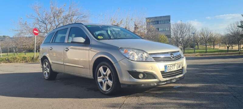 Usado 2010 Opel Astra Cosmo Utilitario | 2350 € (Super precio) - Imagen 1/4