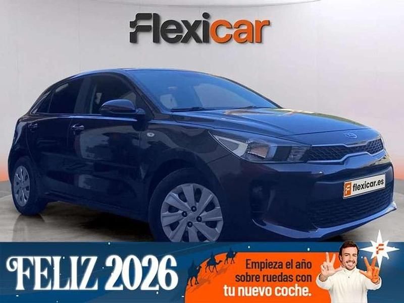 Negro Usado 2018 Kia Rio Utilitario | 9490 € (Precio justo) - Imagen 1/4