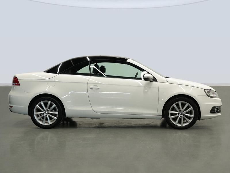 Usado VW Eos 140 CV (102 kW) 2014 Blanco Descapotable